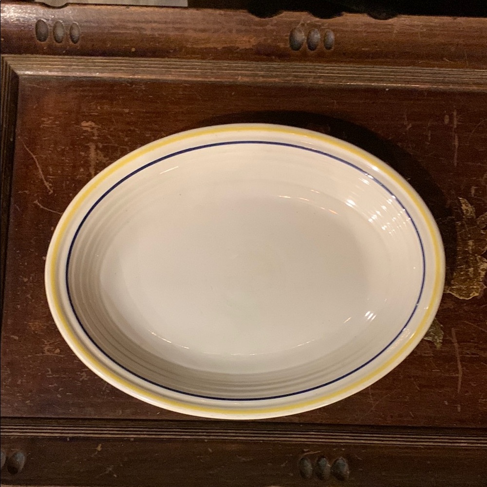 Fiesta Oval Restaurantware Oval Platrer Yellow/Blue Stripe